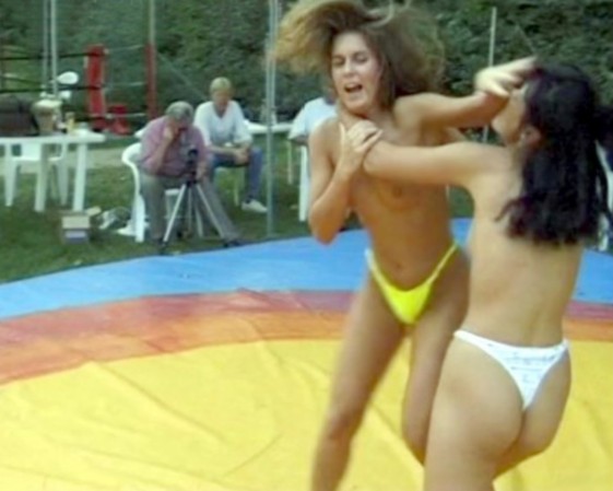 File:KrisztinaJ-KatiA2.jpg