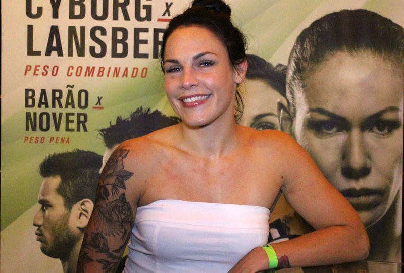 File:Lina-lansberg-ufc-fight-night-95-e1520596186868.jpg