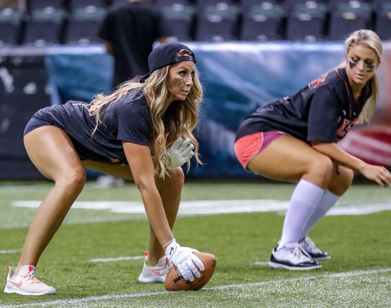 File:Nicole misty practice shirt.jpg