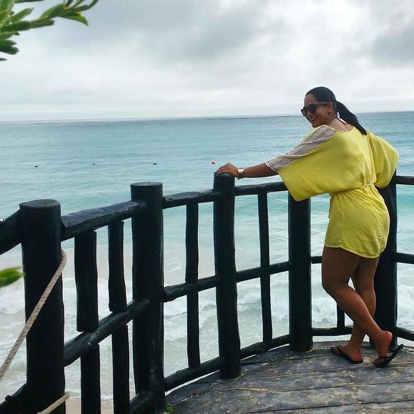 File:Barbara-Nepomuceno-Feet-4732863.jpg