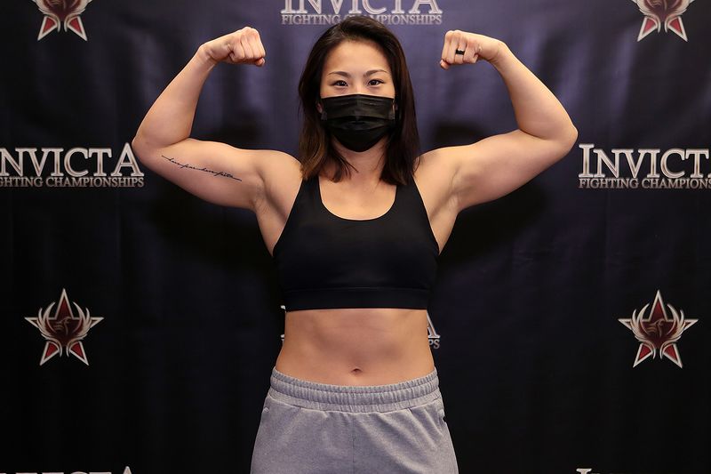File:Ramona-pascual-invicta-fc-45-weigh-ins.jpg