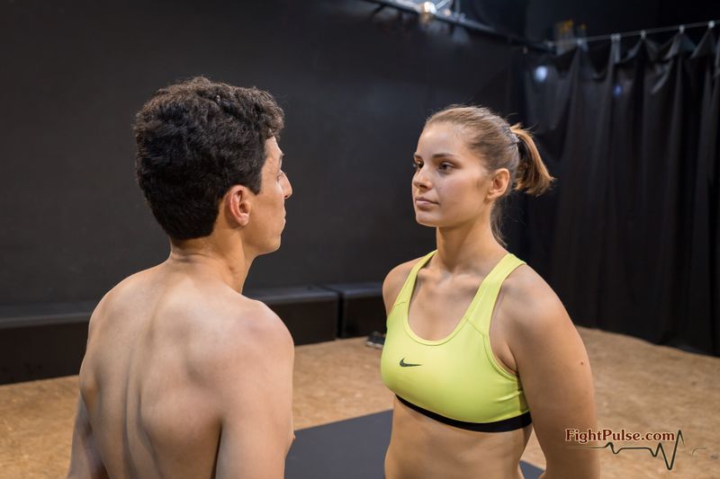 File:FightPulse-MX-193-Gloria-vs-Renato-010.jpg