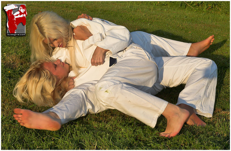 File:Budo Girls 1.jpg