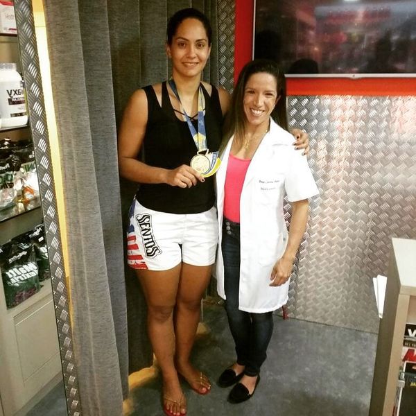File:Barbara-Nepomuceno-Feet-4732826.jpg