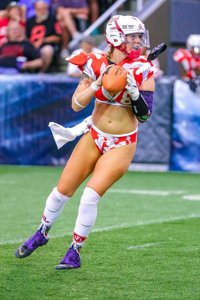 File:A Lauren Crouch ball.jpg