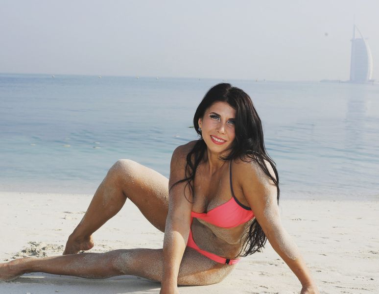 File:Dubai EoztqowW4AQkeBl.jpg
