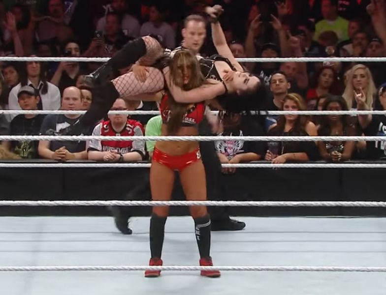 File:Paige-Nikki02.jpg