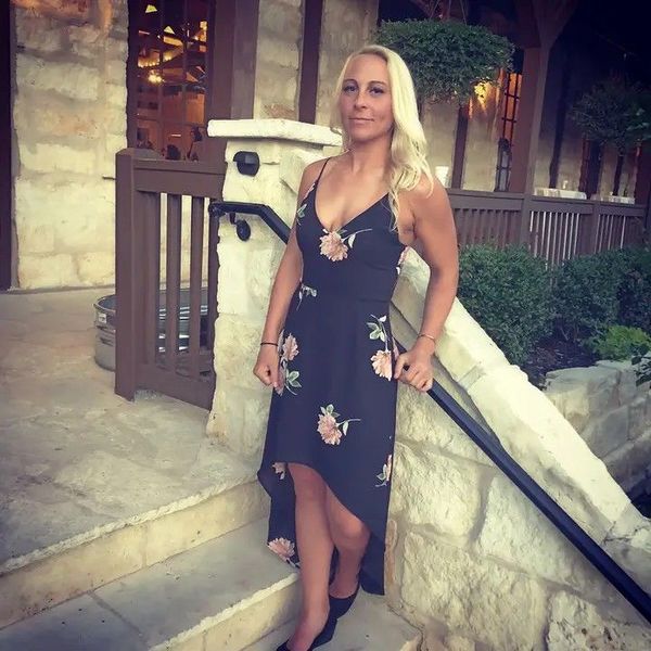 File:Stevi such a beauty.jpg